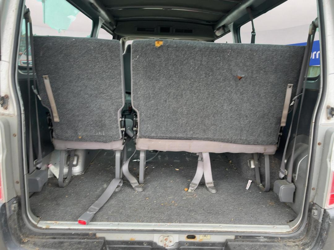 Photo '12' of Nissan Caravan Photo '12' of Nissan Caravan