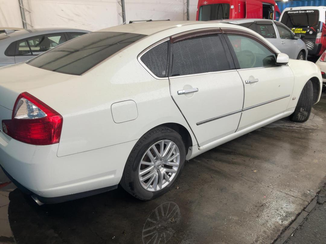 Photo '5' of Nissan Fuga