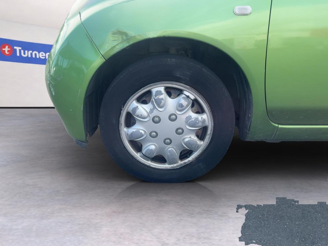 Photo '8' of Nissan March Photo '8' of Nissan March