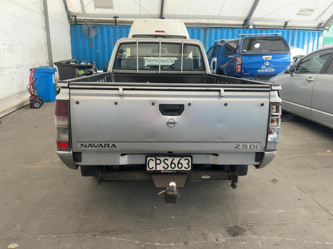 Photo '10' of Nissan Navara S/C W/S