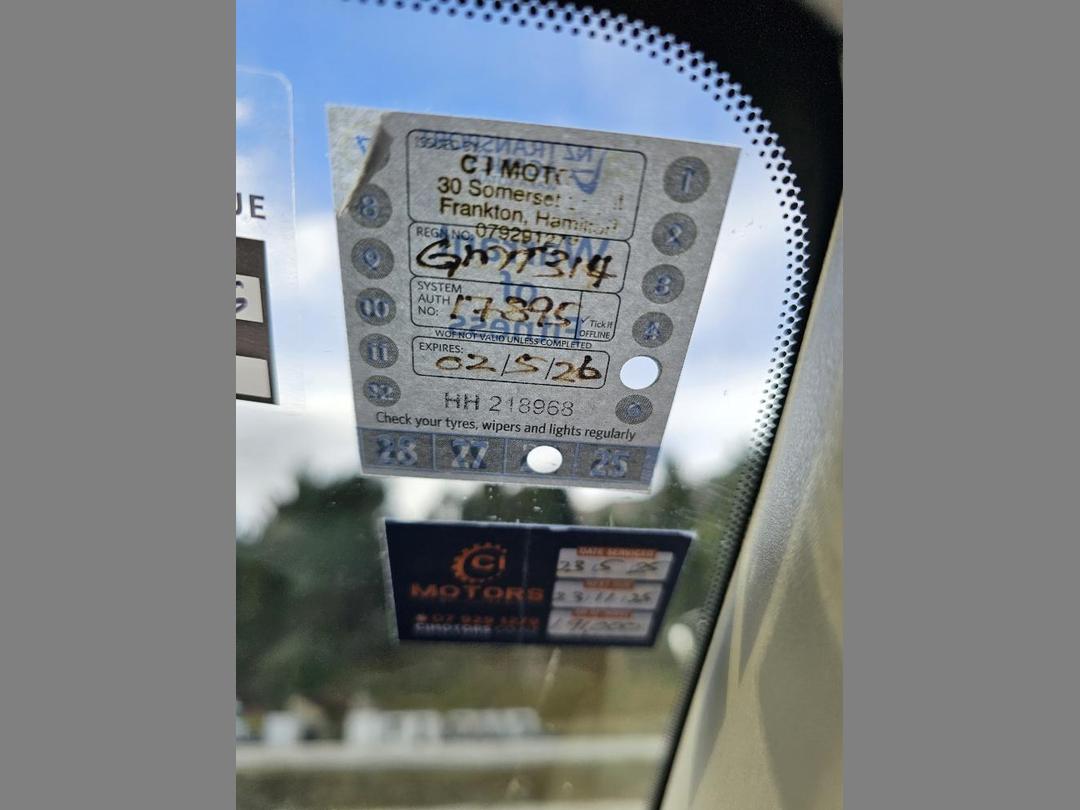 Photo '10' of Nissan Note