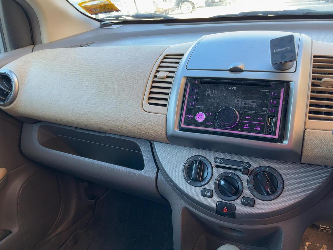 Photo '19' of Nissan Note