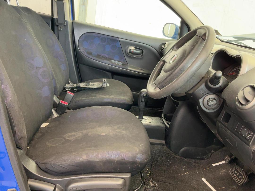 Photo '8' of Nissan Note Photo '8' of Nissan Note