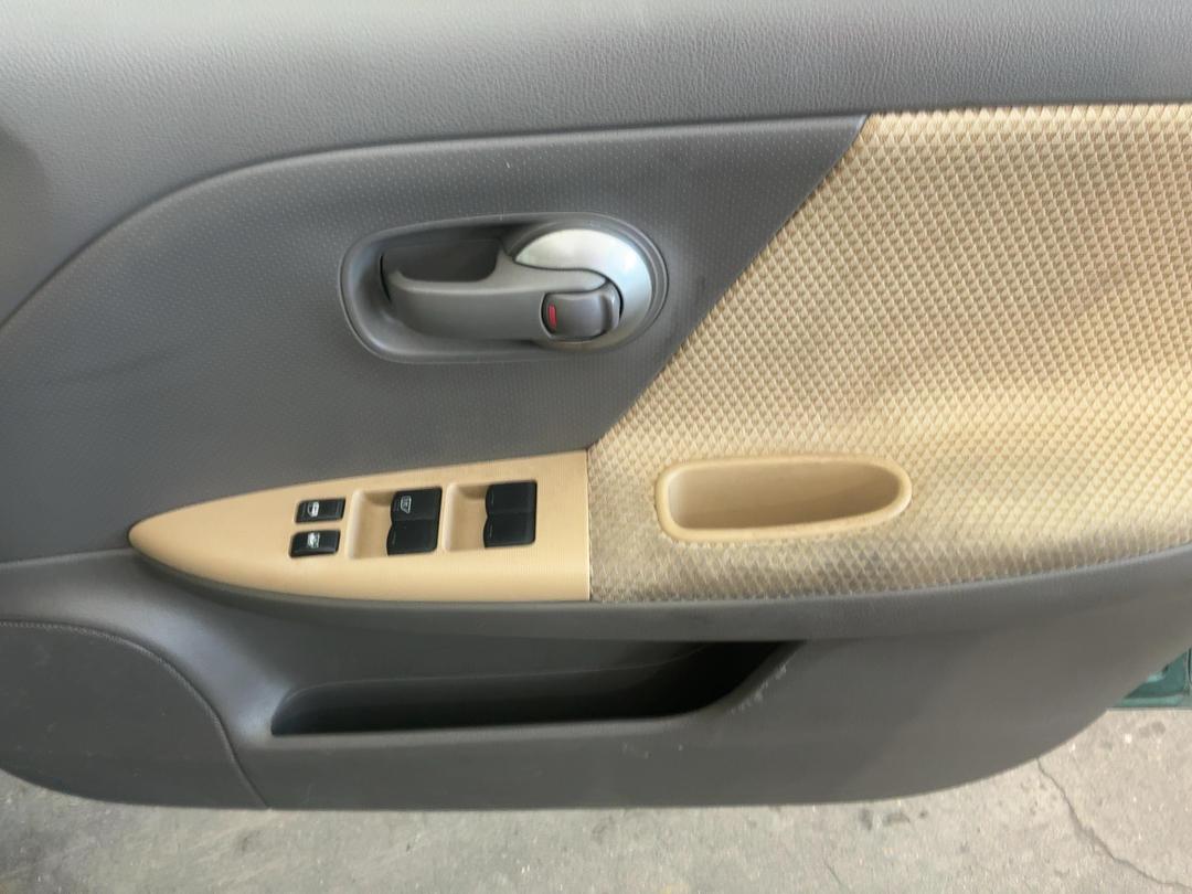 Photo '8' of Nissan Note