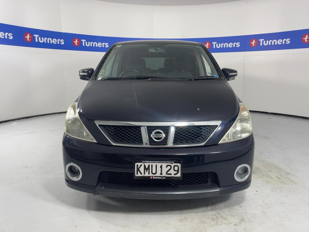 Photo '2' of Nissan Presage