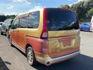 Thumbnail '3' of Nissan Serena