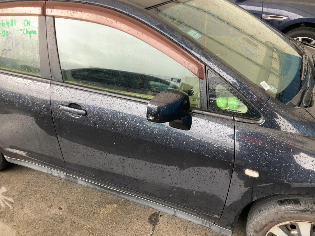 Photo '3' of Nissan Tiida Latio