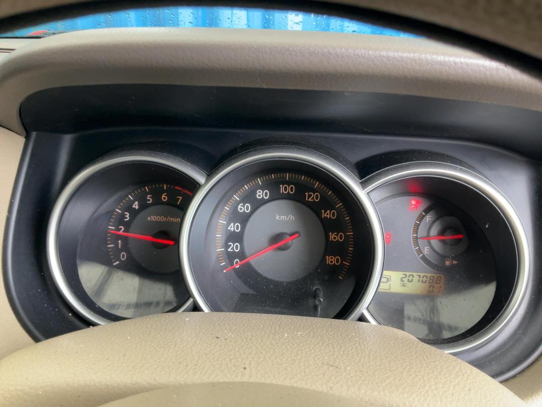 Photo '16' of Nissan Tiida Latio