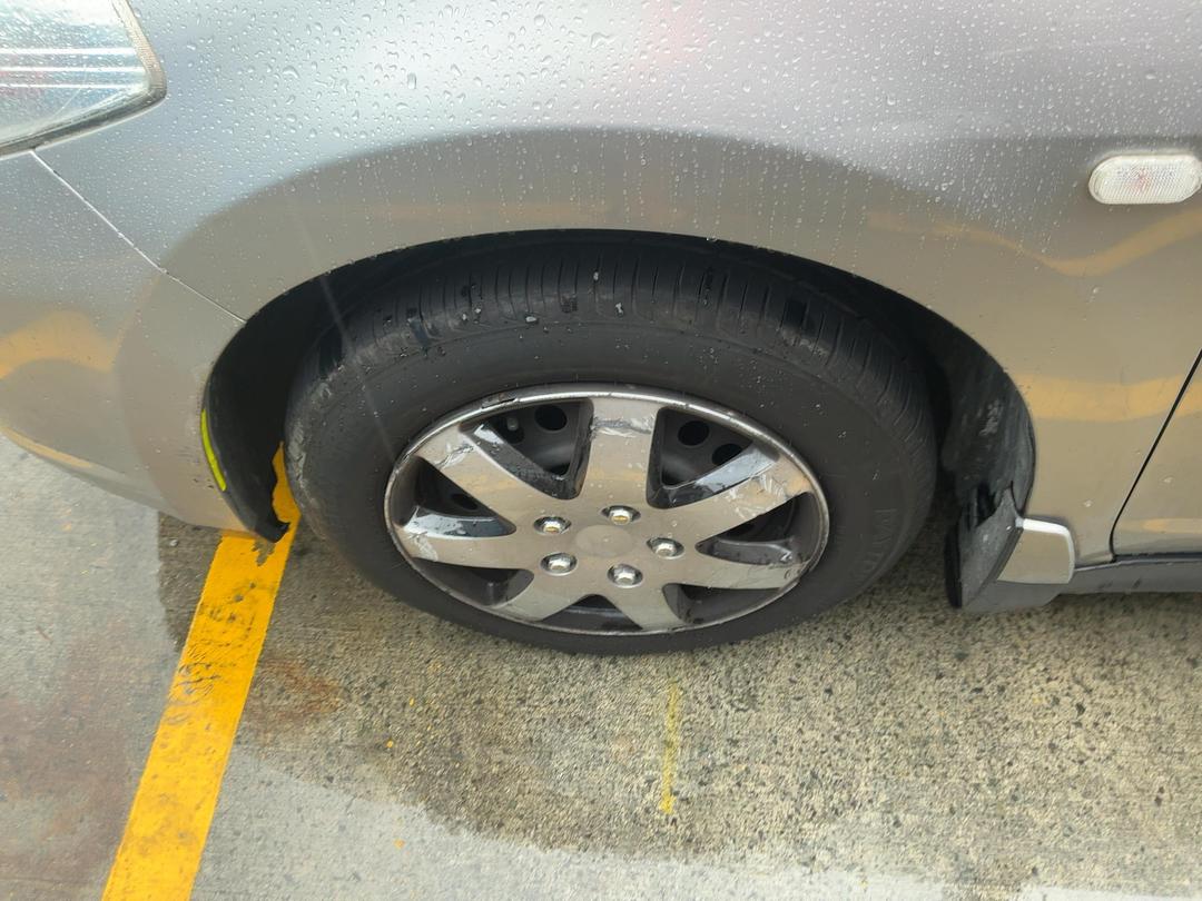 Photo '18' of Nissan Tiida