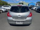 Thumbnail '6' of Nissan Tiida