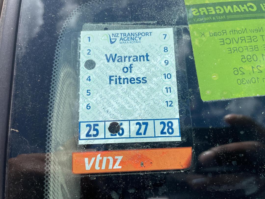 Photo '13' of Nissan Tiida