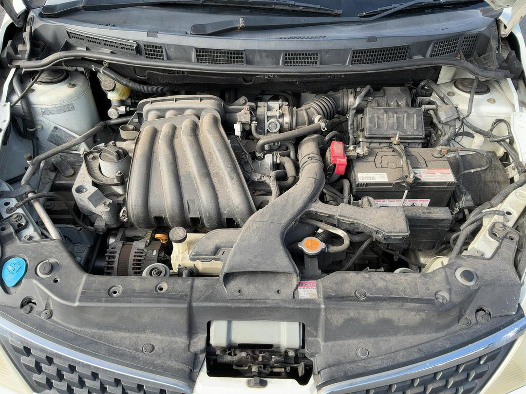 Photo '18' of Nissan Tiida