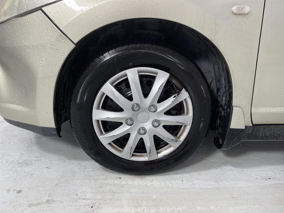 Photo '8' of Nissan Tiida