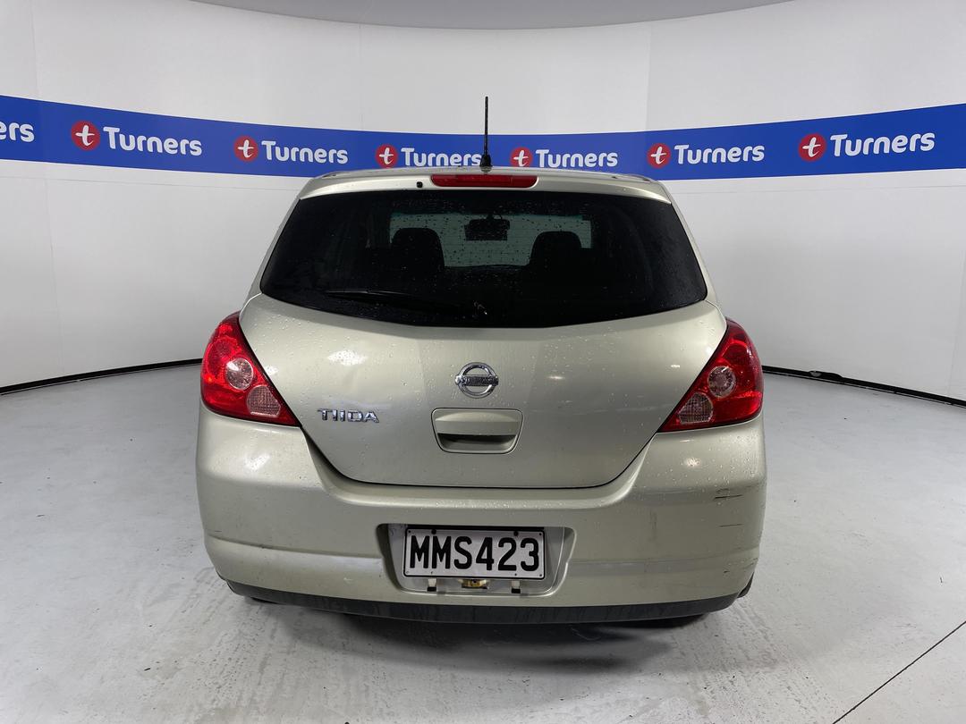 Photo '5' of Nissan Tiida