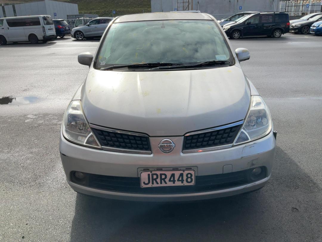 Photo '2' of Nissan Tiida