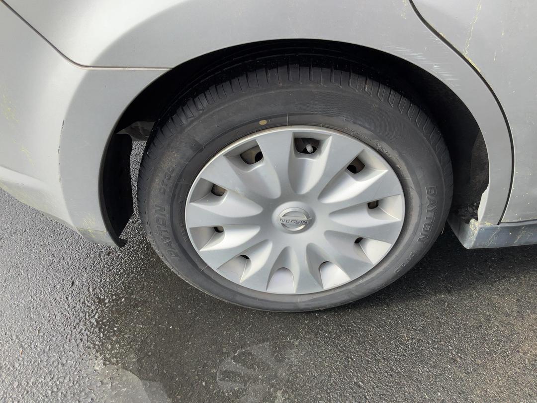 Photo '9' of Nissan Tiida