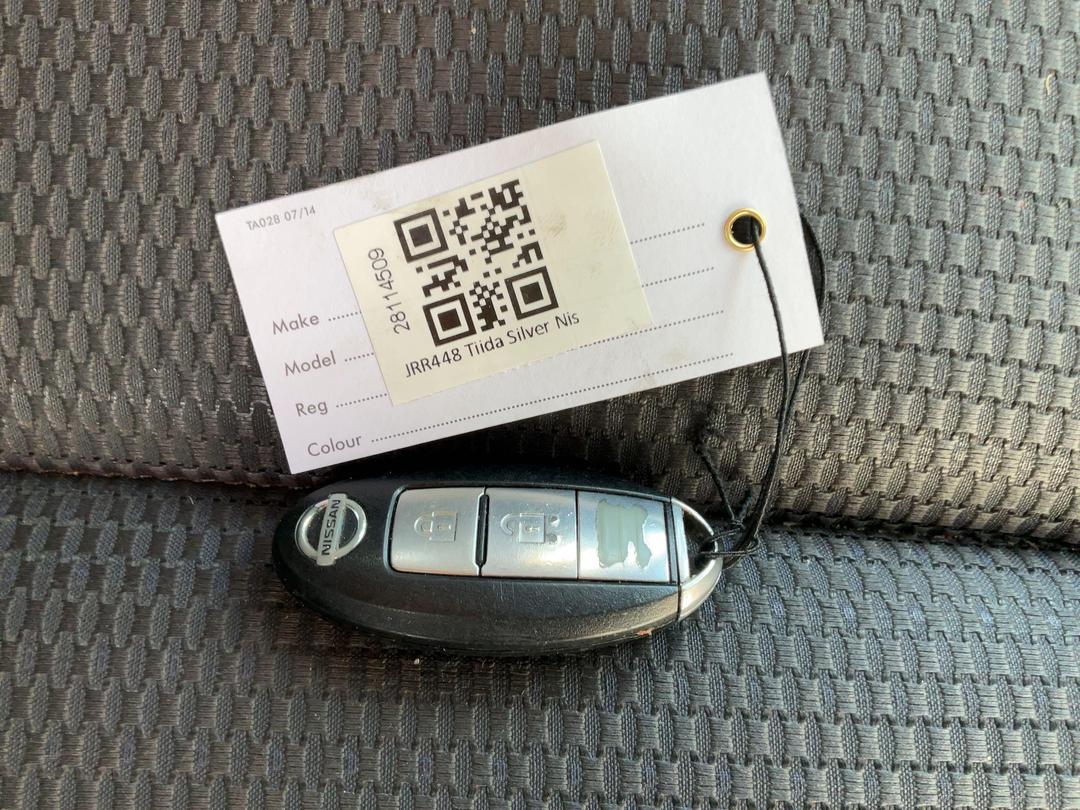 Photo '27' of Nissan Tiida