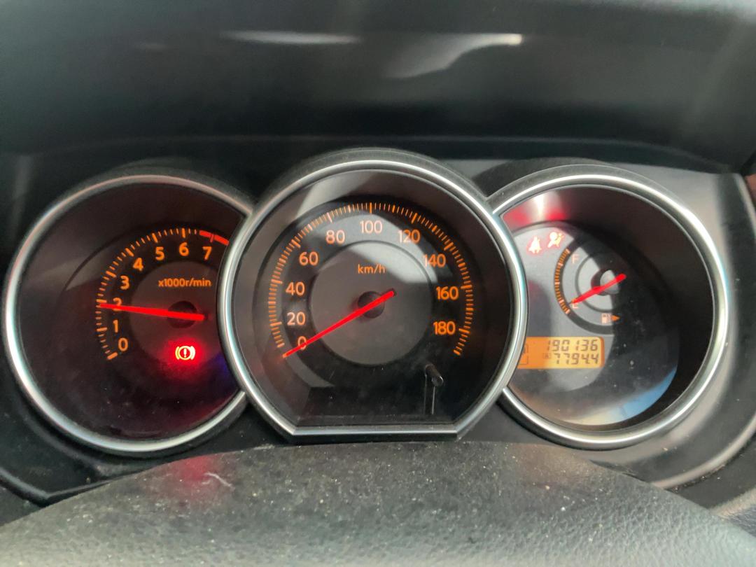 Photo '9' of Nissan Tiida