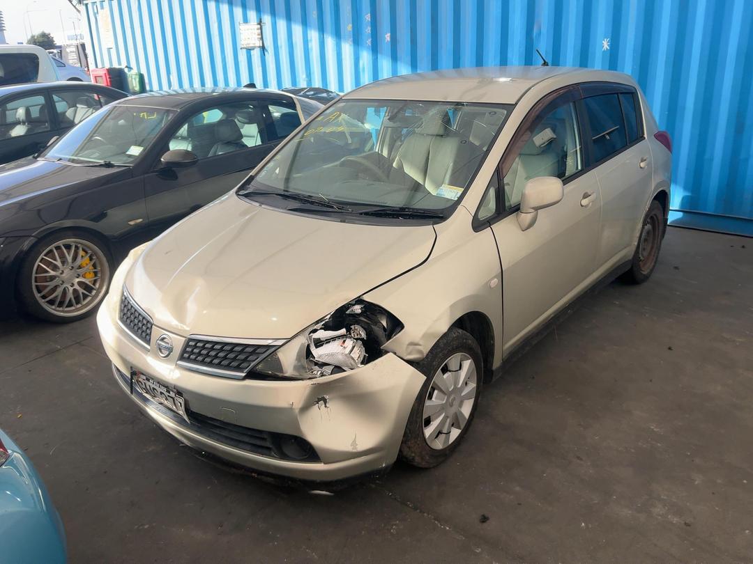 Photo '5' of Nissan Tiida