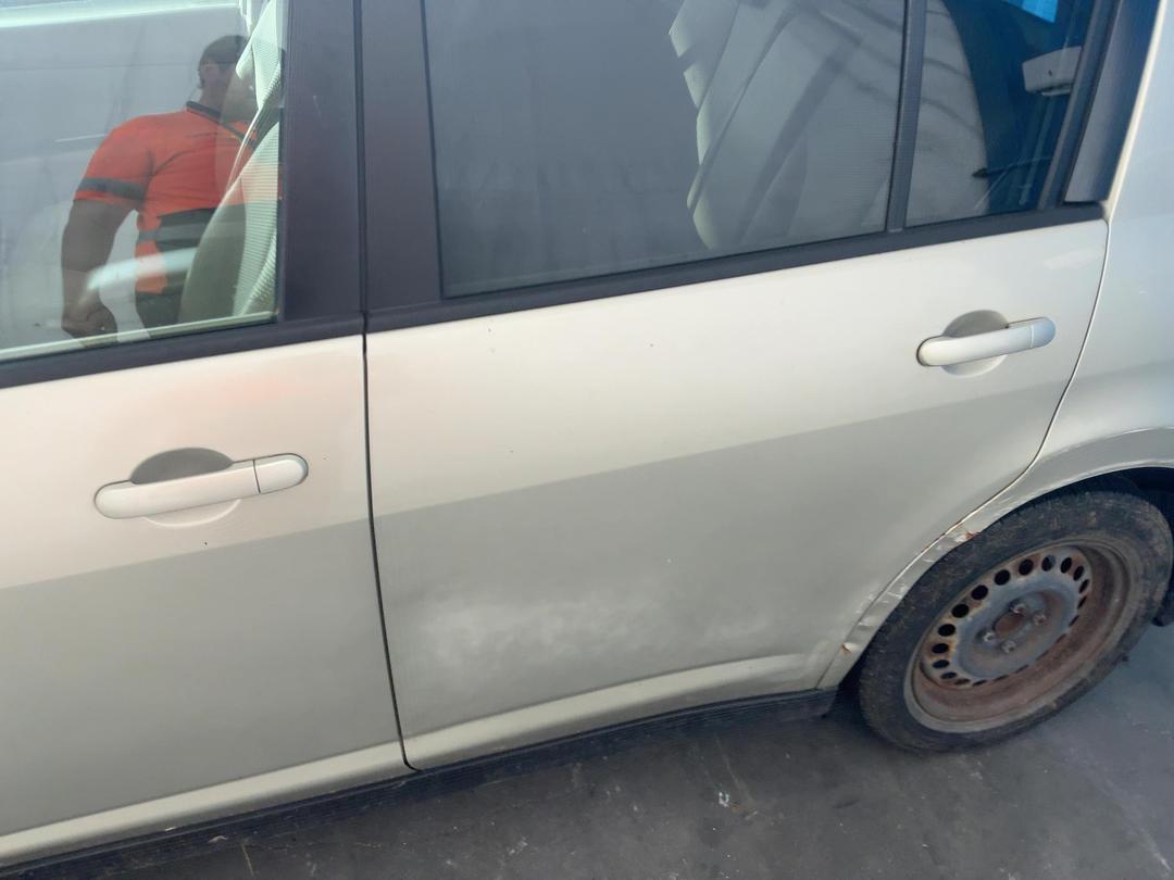 Photo '11' of Nissan Tiida