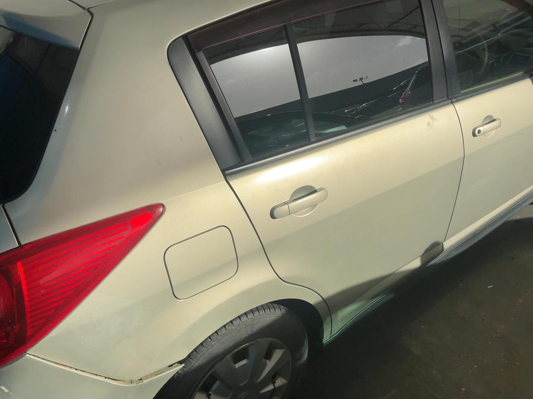 Photo '19' of Nissan Tiida