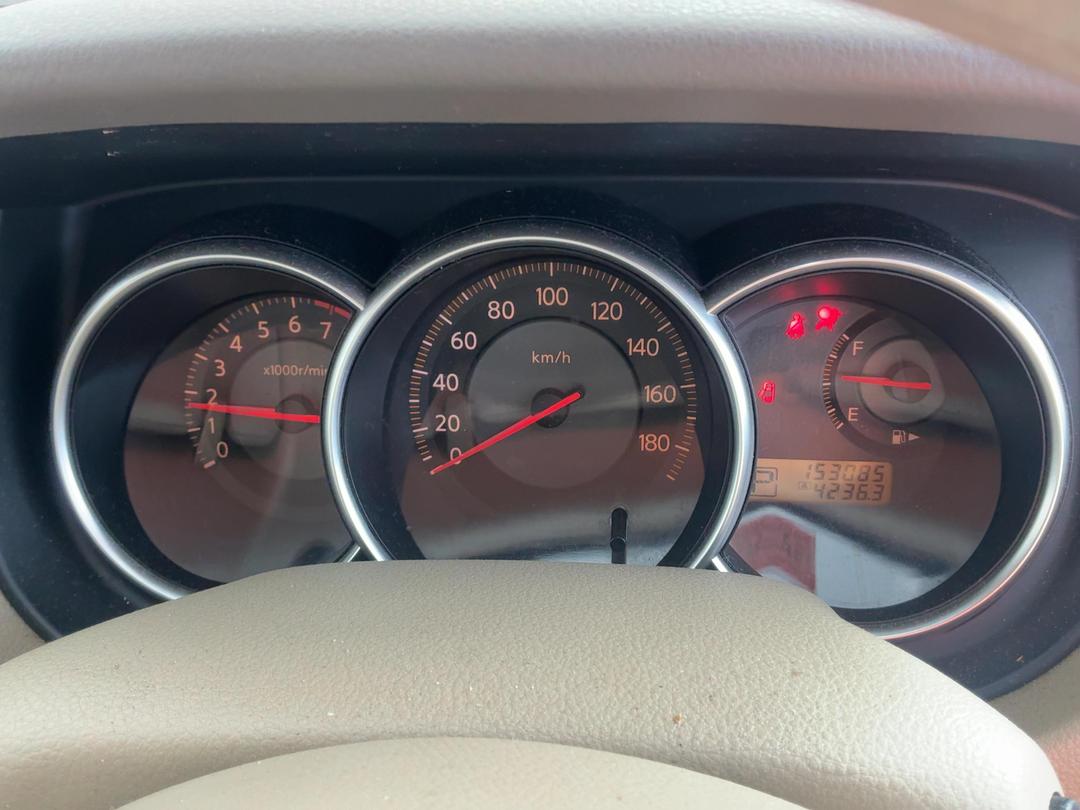 Photo '23' of Nissan Tiida