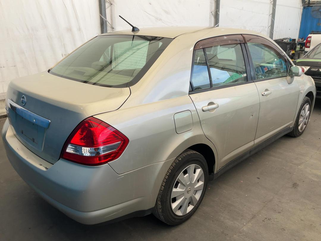 Photo '6' of Nissan Tiida