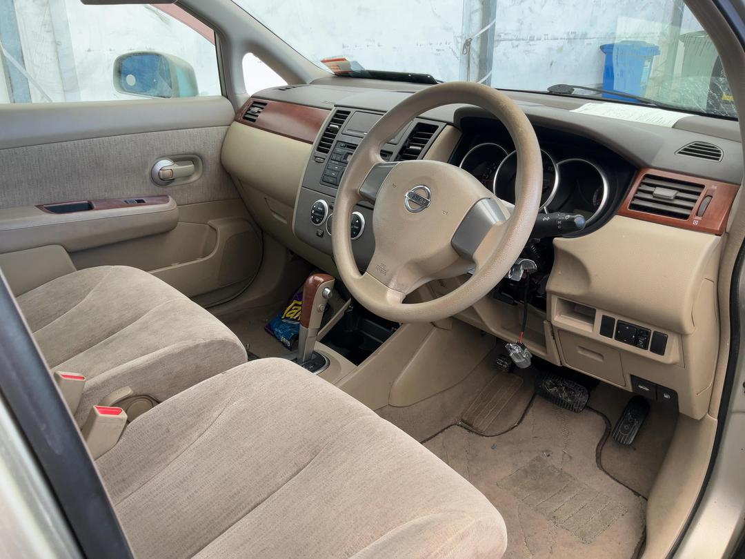 Photo '8' of Nissan Tiida