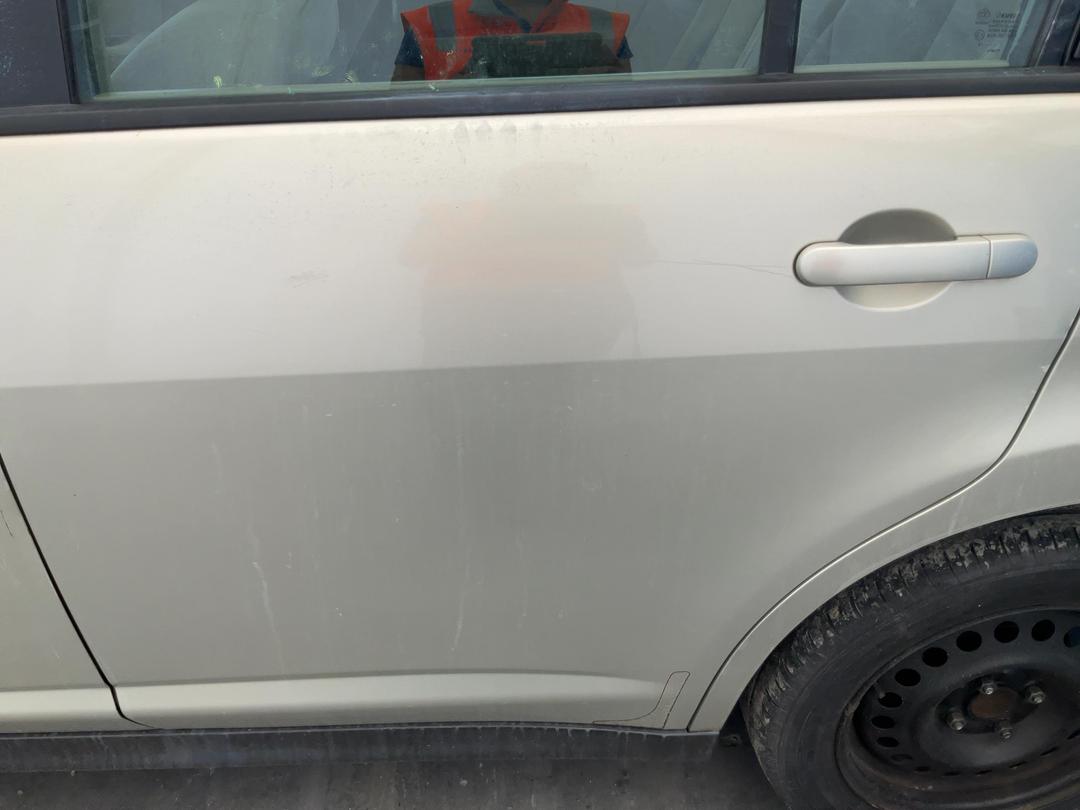 Photo '27' of Nissan Tiida