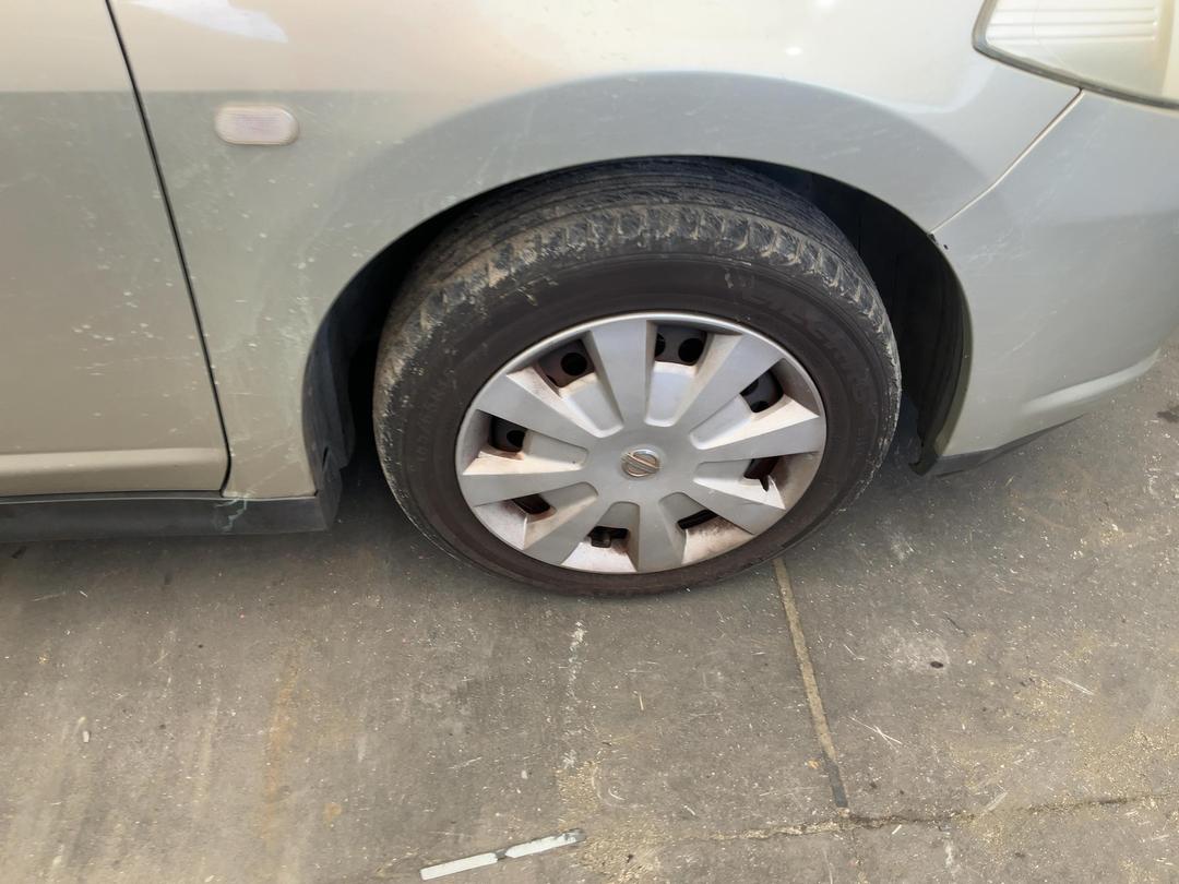 Photo '36' of Nissan Tiida