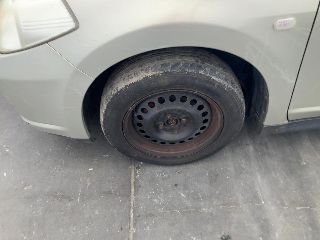 Photo '37' of Nissan Tiida