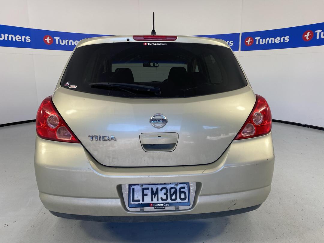 Photo '6' of Nissan Tiida