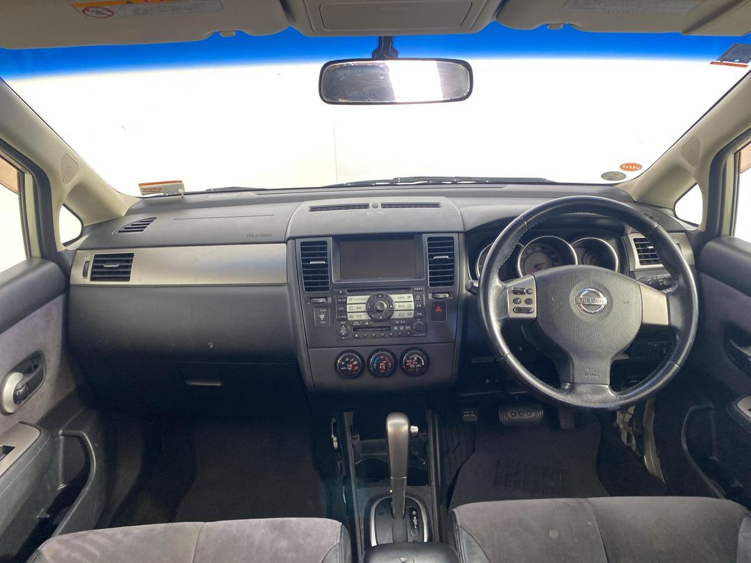 Photo '17' of Nissan Tiida