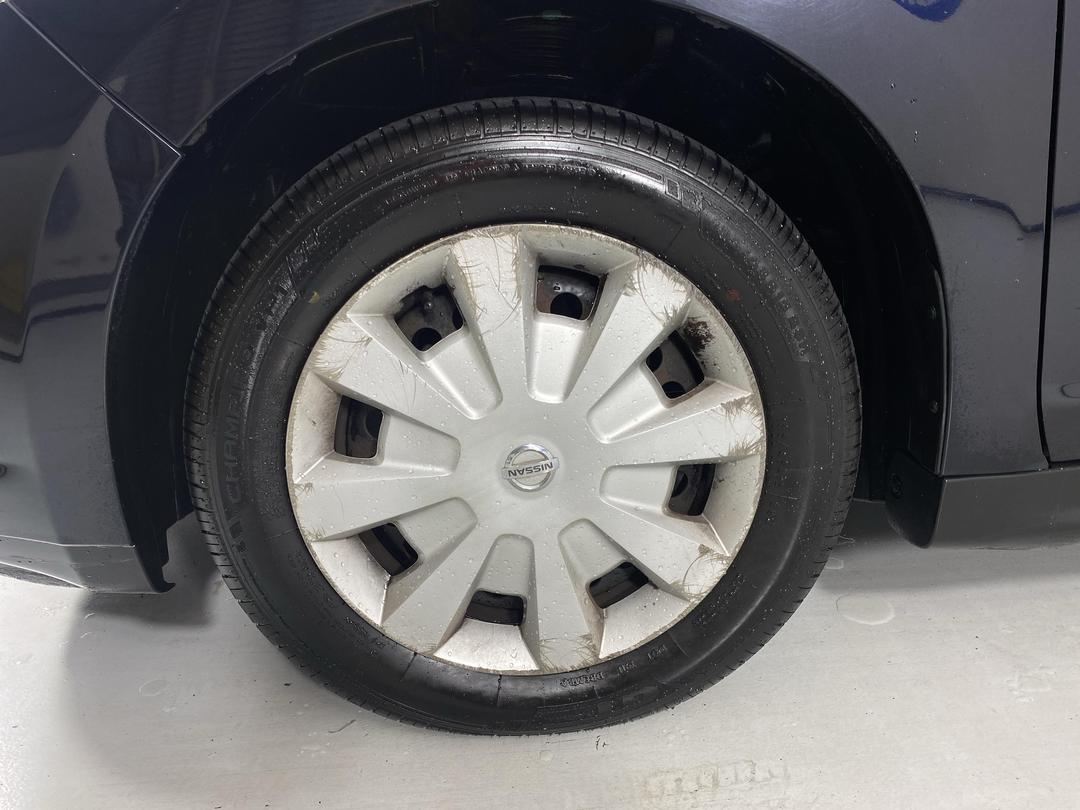 Photo '10' of Nissan Tiida