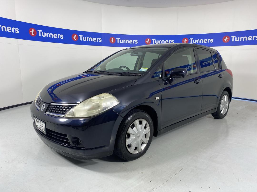 Photo '4' of Nissan Tiida