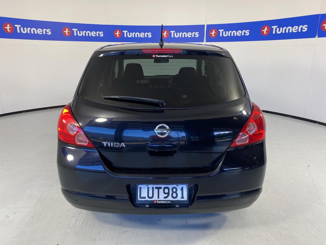 Photo '6' of Nissan Tiida