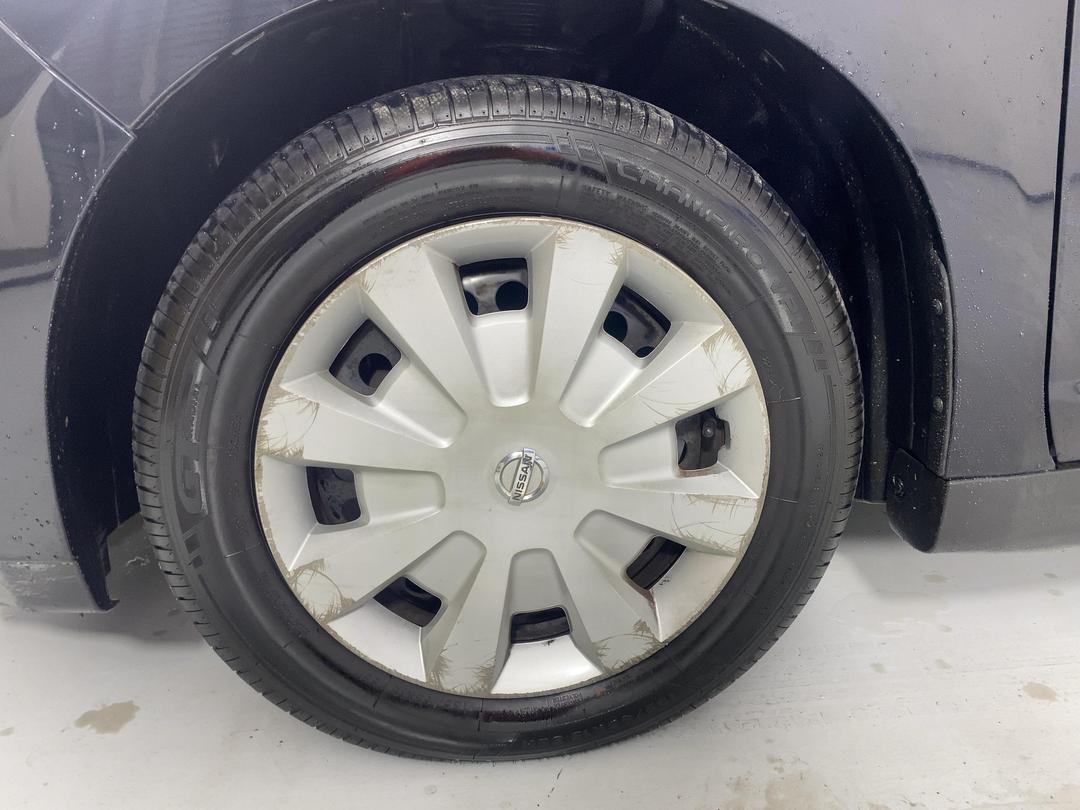 Photo '10' of Nissan Tiida