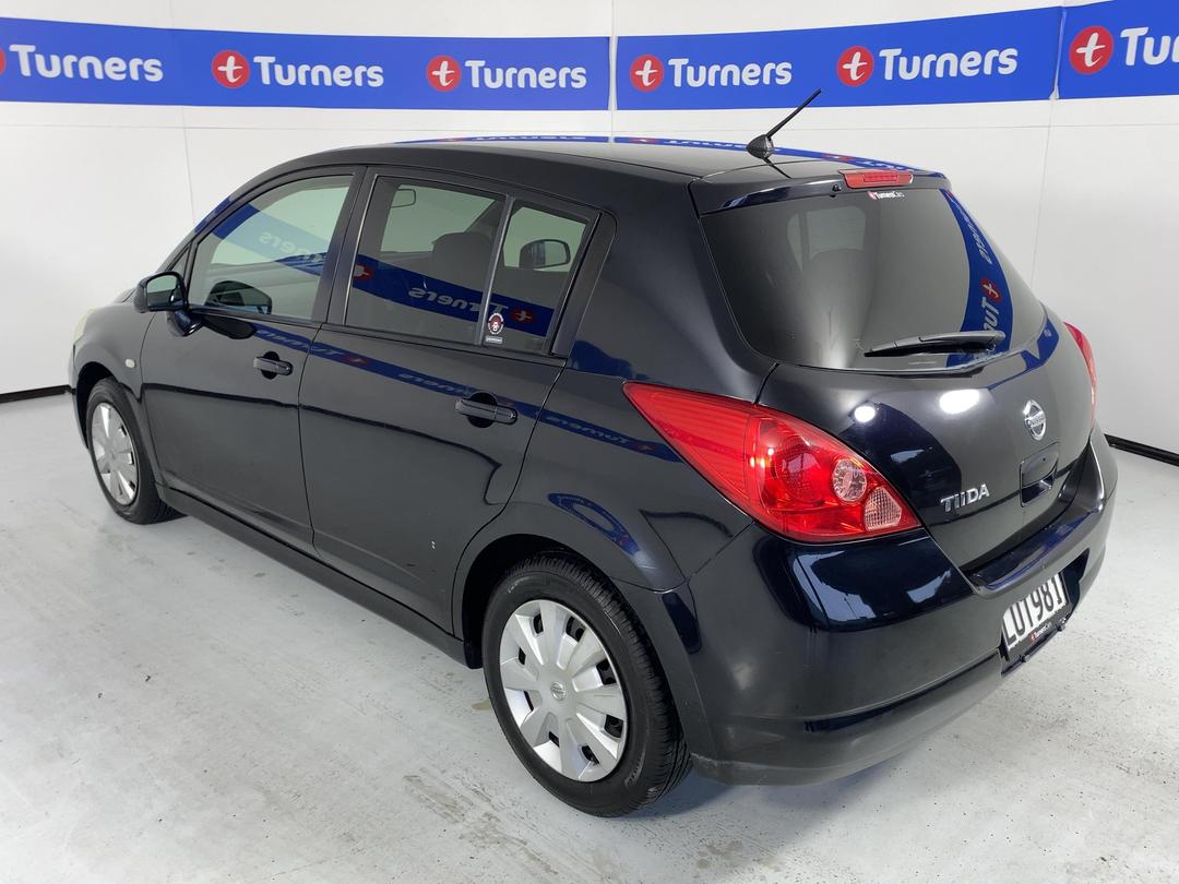 Photo '5' of Nissan Tiida