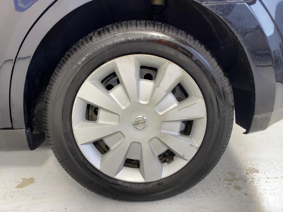 Photo '11' of Nissan Tiida