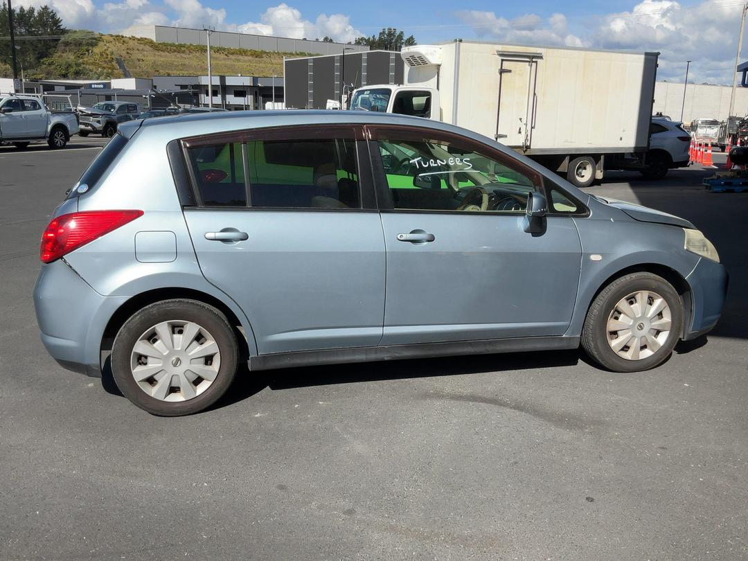 Photo '8' of Nissan Tiida 1500 Photo '8' of Nissan Tiida 1500