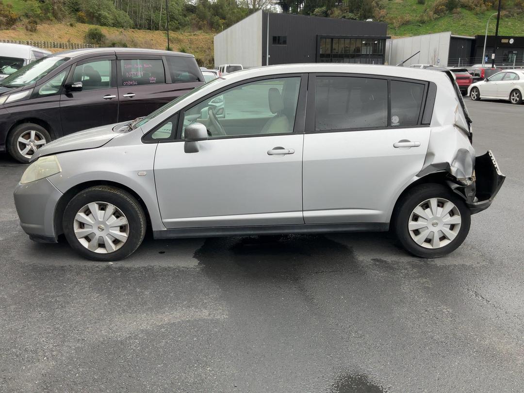 Photo '5' of Nissan Tiida Photo '5' of Nissan Tiida