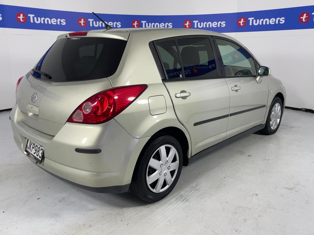Photo '7' of Nissan Tiida