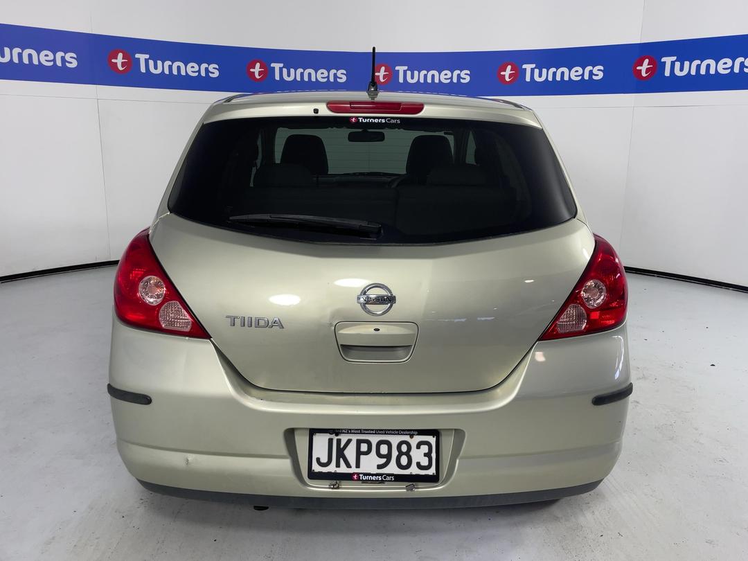 Photo '6' of Nissan Tiida