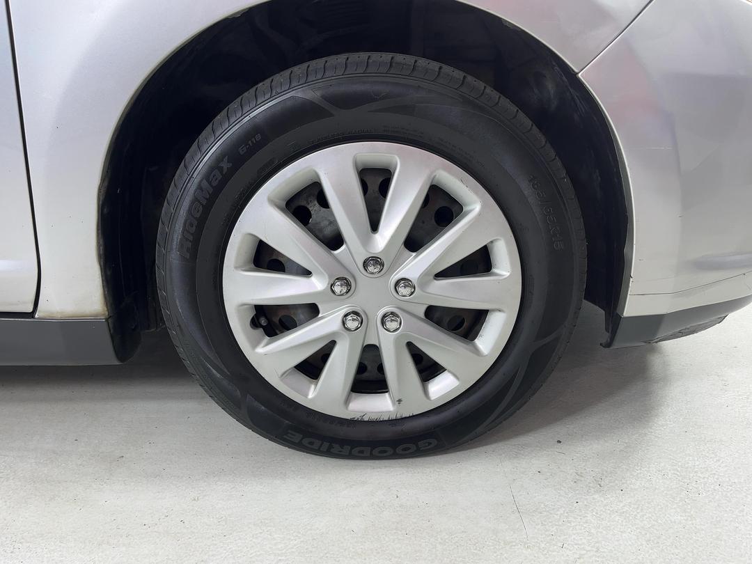 Photo '9' of Nissan Tiida