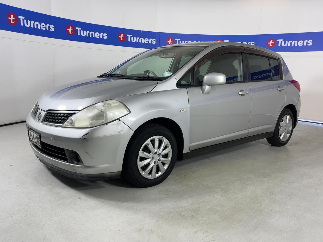 Photo '4' of Nissan Tiida