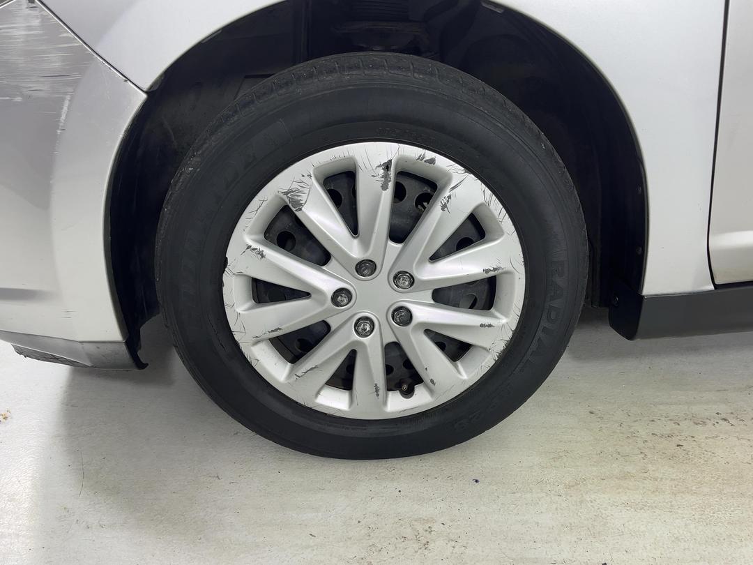 Photo '10' of Nissan Tiida