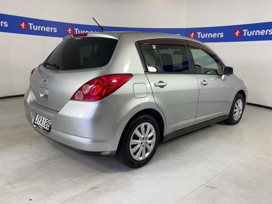Photo '7' of Nissan Tiida