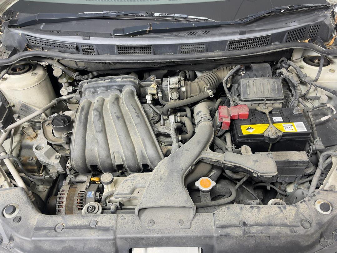Photo '13' of Nissan Tiida