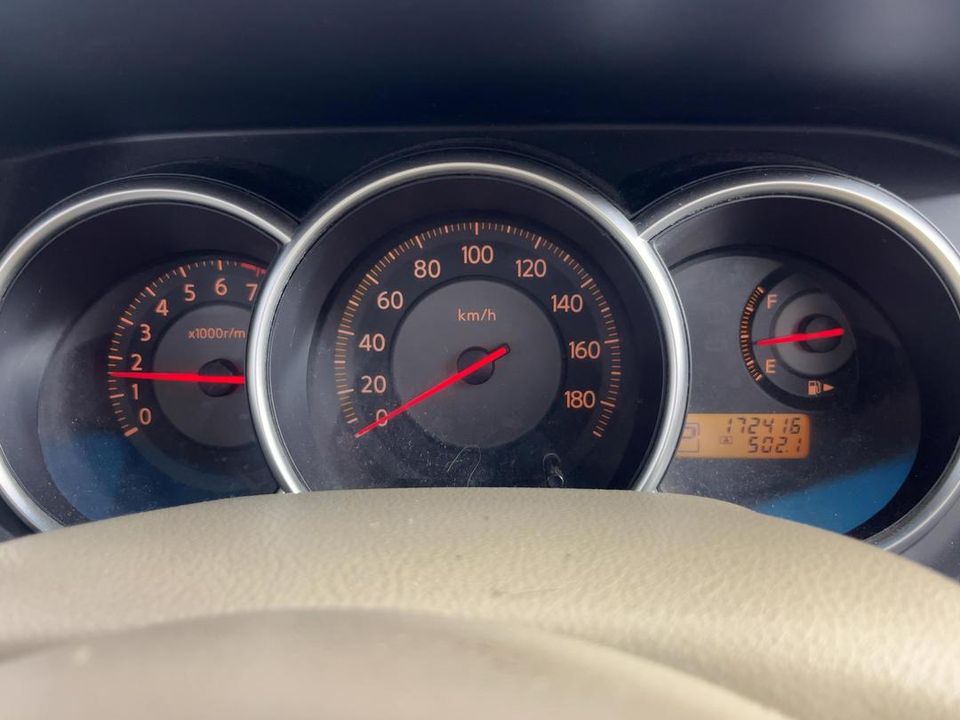 Photo '21' of Nissan Tiida