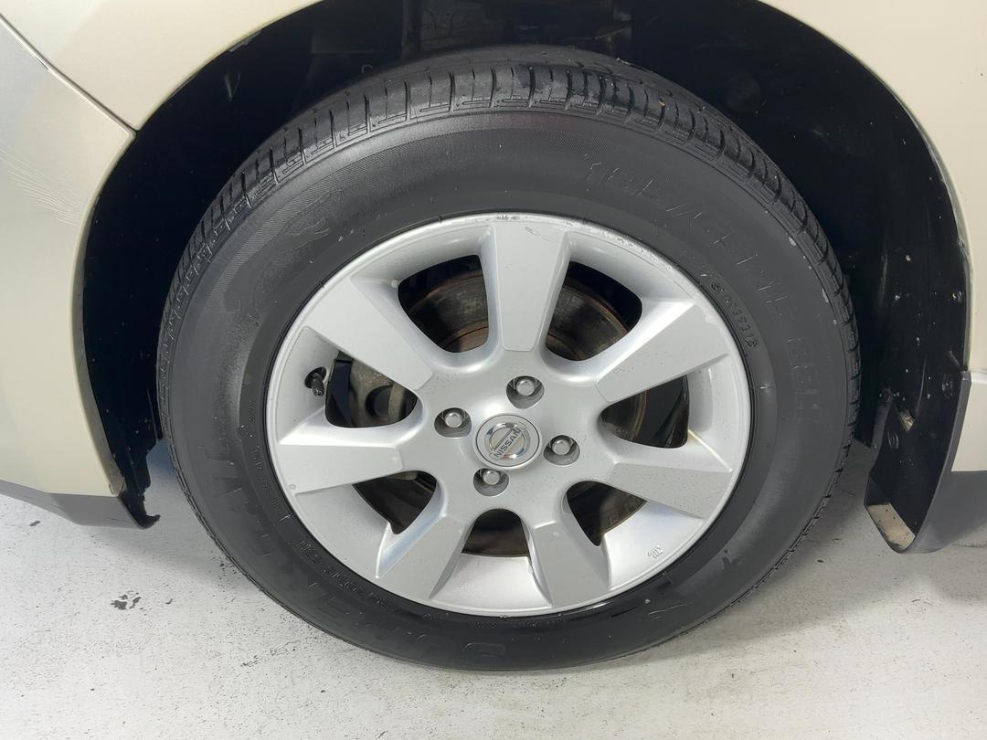 Photo '10' of Nissan Tiida